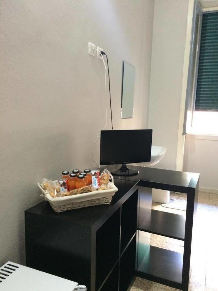 B&B Residenza Paradiso Milano Esterno foto